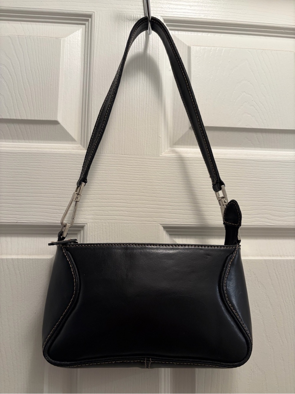 Wilsons Leather Maxima Black Y2K Baguette Shoulder Bag East West Purse